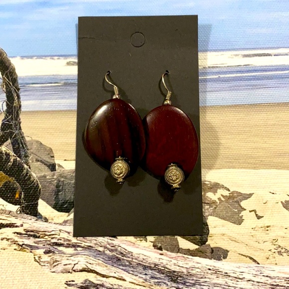 Wooden earrings - Picture 1 of 1